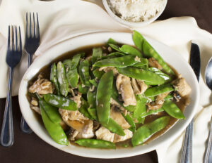 Chicken with snow peas